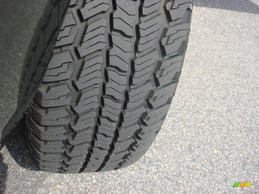 2007 Commander Sport 4x4 - Jeep Green Metallic / Medium Slate Gray photo #24