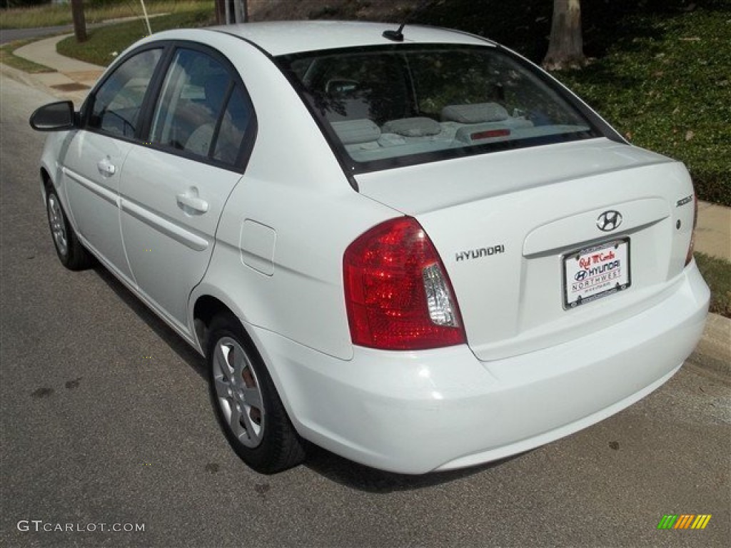 Nordic White Hyundai Accent