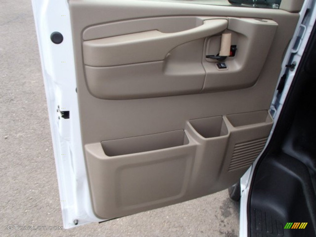 2014 Chevrolet Express 2500 Cargo WT Door Panel Photos