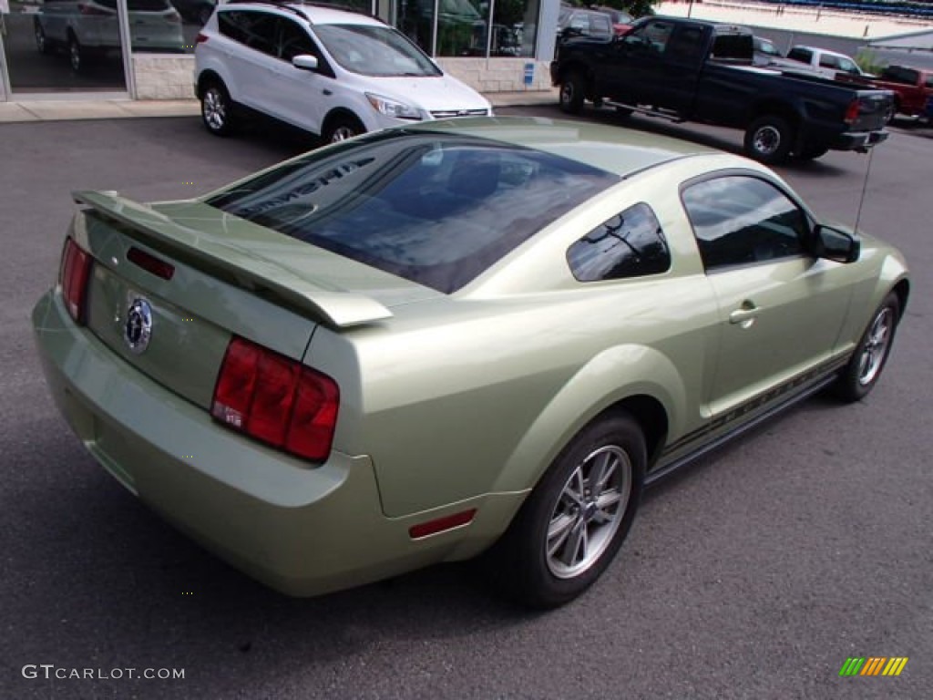 2005 Mustang V6 Deluxe Coupe - Legend Lime Metallic / Dark Charcoal photo #8