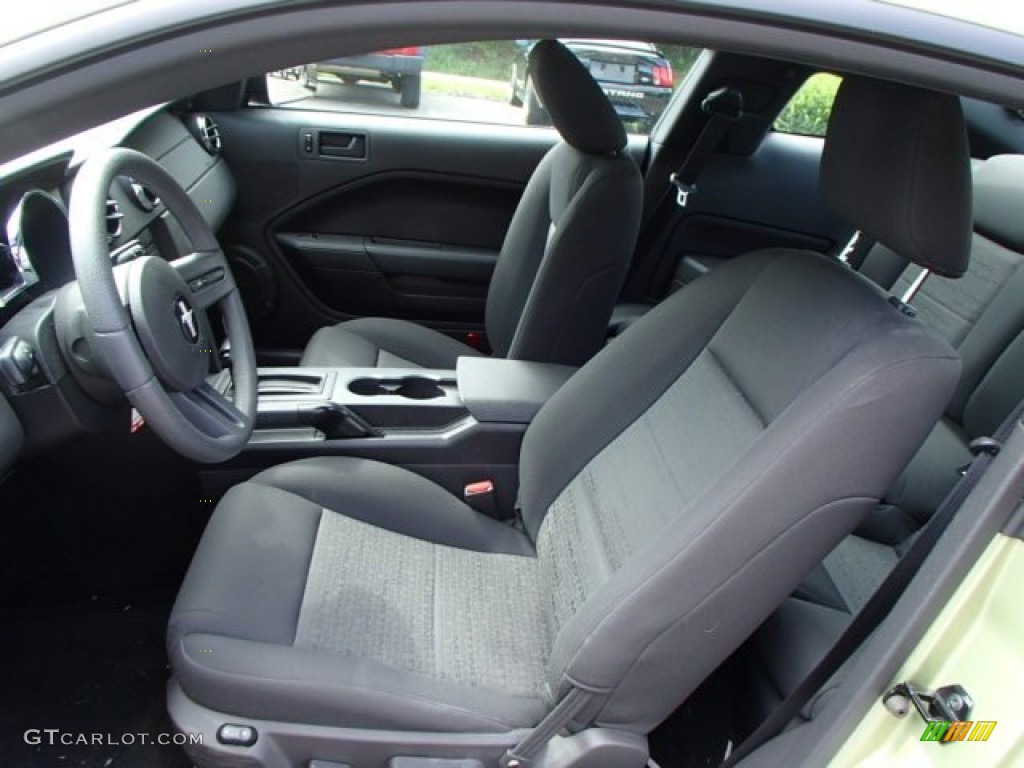2005 Mustang V6 Deluxe Coupe - Legend Lime Metallic / Dark Charcoal photo #10