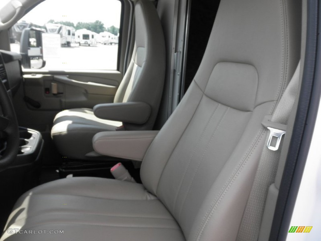 2013 GMC Savana Cutaway 3500 Commercial Moving Truck Front Seat Photos