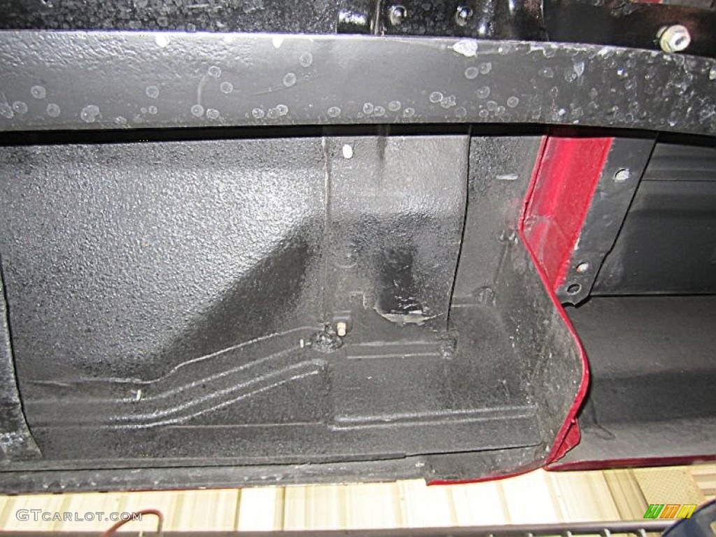 1978 Ford F150 Custom Regular Cab 4x4 Undercarriage Photo #83343340