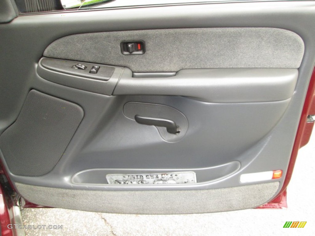 2003 Chevrolet Silverado 1500 LS Extended Cab Medium Gray Door Panel Photo #83344352