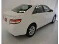 Super White - Camry LE Photo No. 32