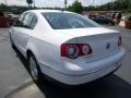 Candy White - Passat Komfort Sedan Photo No. 5