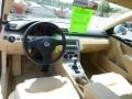 Candy White - Passat Komfort Sedan Photo No. 12