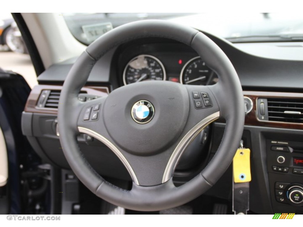 2013 BMW 3 Series 328i xDrive Coupe Oyster Steering Wheel Photo #83349907