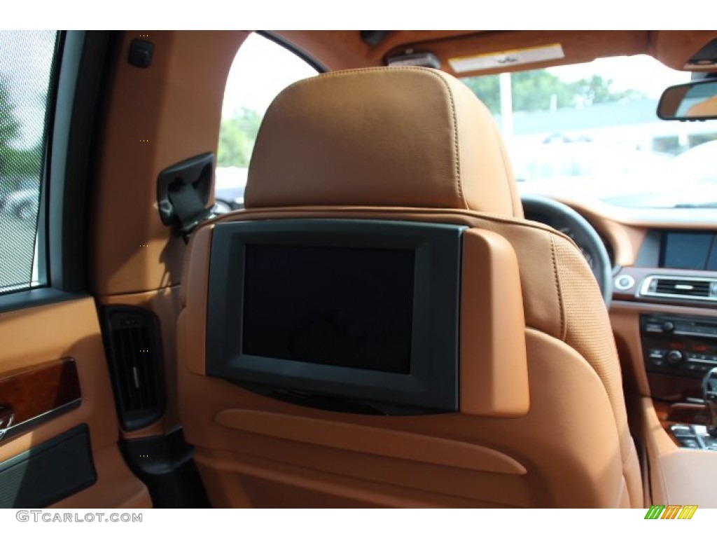 2012 BMW 7 Series 750Li Sedan Entertainment System Photo #83351413
