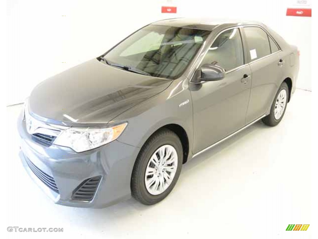 2013 Camry Hybrid LE - Magnetic Gray Metallic / Light Gray photo #3