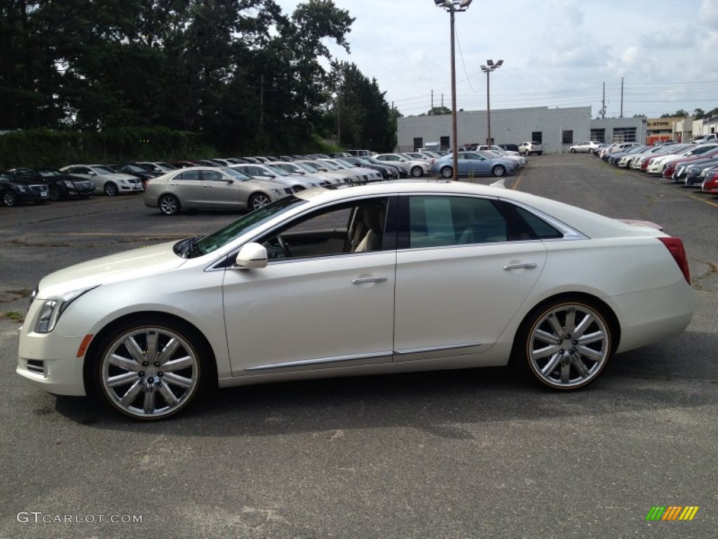 White Diamond Tricoat 2013 Cadillac XTS Platinum AWD Exterior Photo #83351657