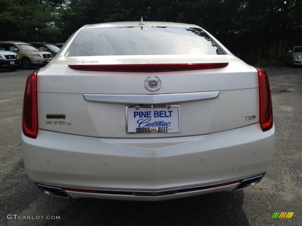 2013 XTS Platinum AWD - White Diamond Tricoat / Very Light Platinum/Dark Urban/Cocoa Opus Full Leather photo #6