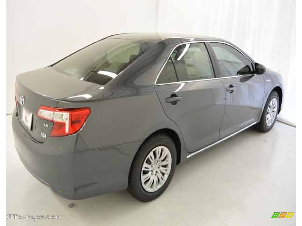 2013 Camry Hybrid LE - Magnetic Gray Metallic / Light Gray photo #26