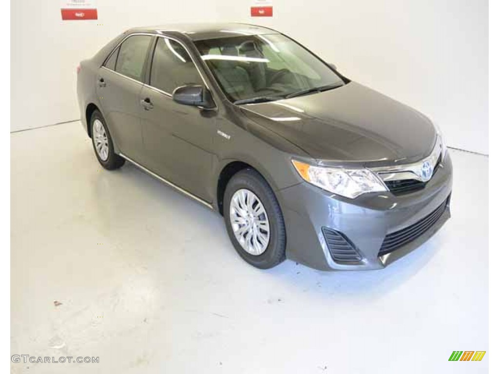 2013 Camry Hybrid LE - Magnetic Gray Metallic / Light Gray photo #28