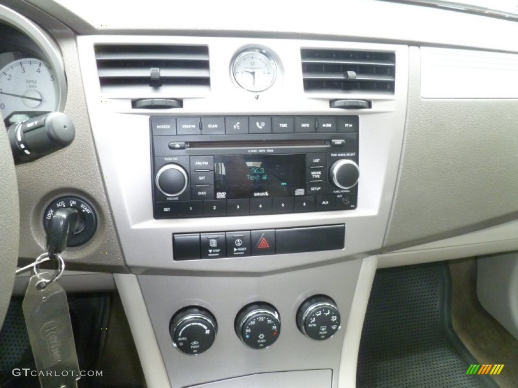 2008 Sebring Touring Convertible - Linen Gold Metallic / Dark Khaki/Light Graystone photo #14