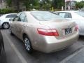 Desert Sand Metallic - Camry LE Photo No. 3