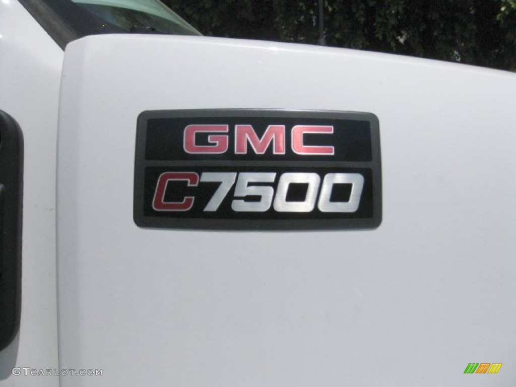 2005 C Series Topkick C7500 Regular Cab Commerical Moving Truck - Summit White / Dark Pewter photo #5