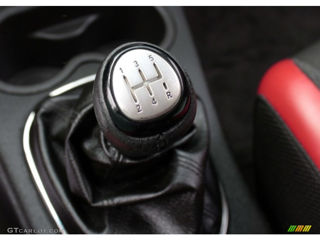 2009 Chevrolet Cobalt SS Coupe Transmission Photos