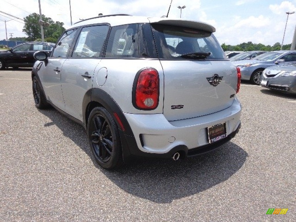 2012 Cooper S Countryman - Crystal Silver Metallic / Carbon Black photo #4