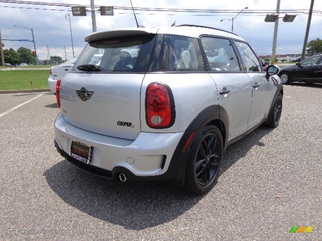 2012 Cooper S Countryman - Crystal Silver Metallic / Carbon Black photo #6
