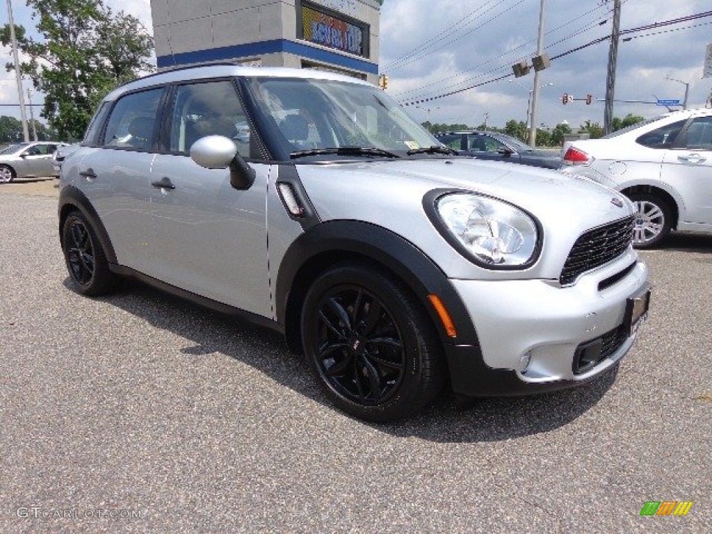 2012 Cooper S Countryman - Crystal Silver Metallic / Carbon Black photo #8