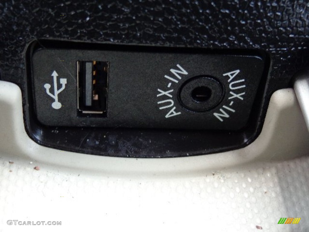 2012 Cooper S Countryman - Crystal Silver Metallic / Carbon Black photo #22