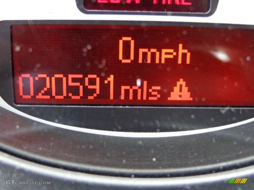 2012 Cooper S Countryman - Crystal Silver Metallic / Carbon Black photo #25