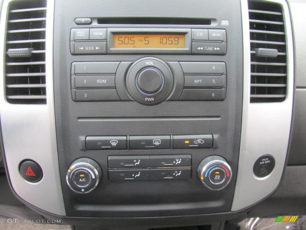 2012 Nissan Xterra S 4x4 Controls Photo #83359831