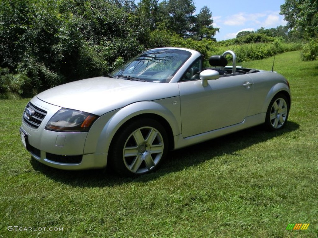 2004 TT 1.8T quattro Roadster - Brilliant Silver Metallic / Ebony photo #2