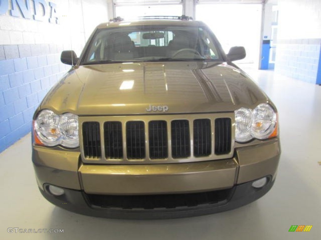 2008 Grand Cherokee Laredo 4x4 - Olive Green Metallic / Khaki photo #6
