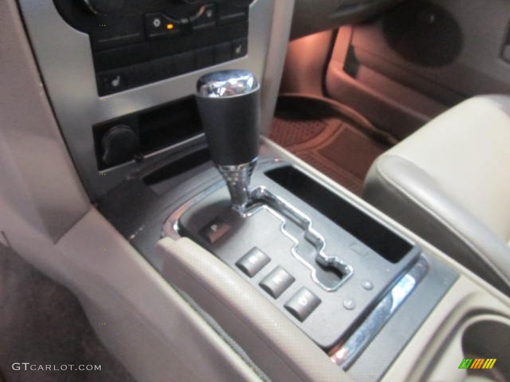 2008 Grand Cherokee Laredo 4x4 - Olive Green Metallic / Khaki photo #13