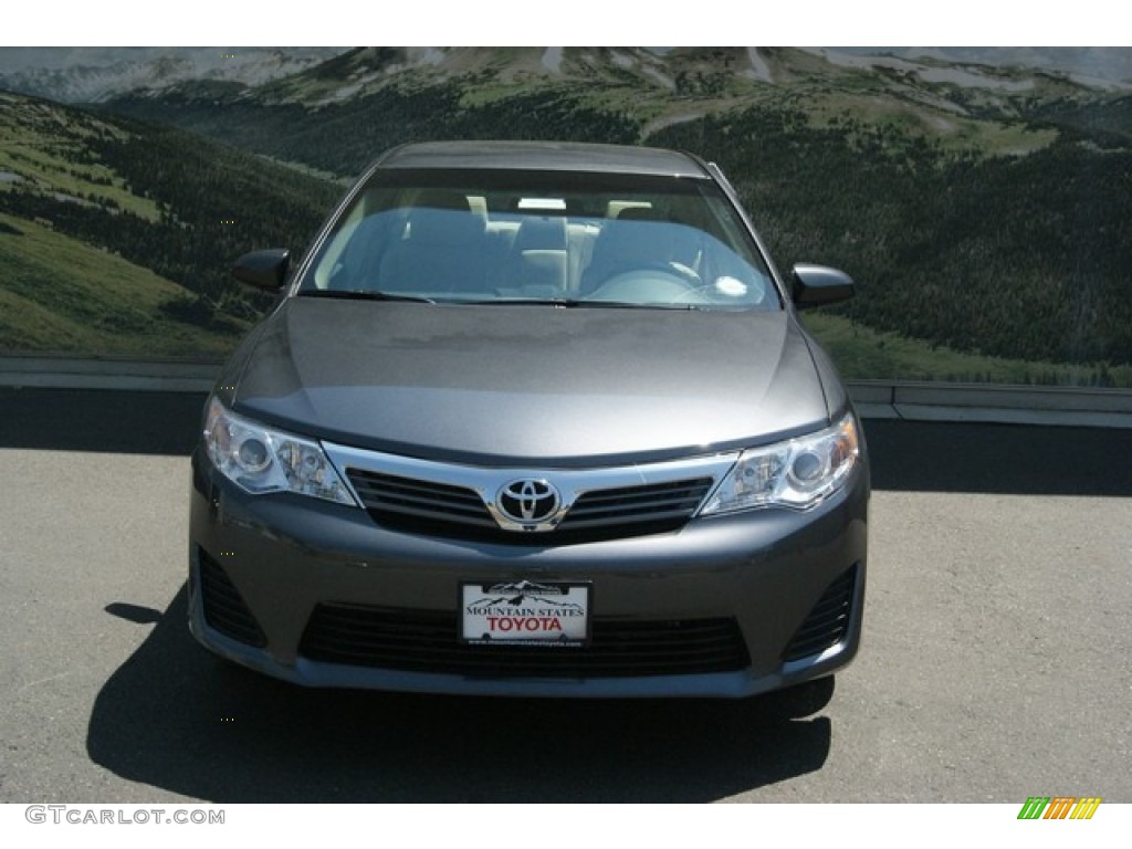 2013 Camry L - Magnetic Gray Metallic / Ash photo #3