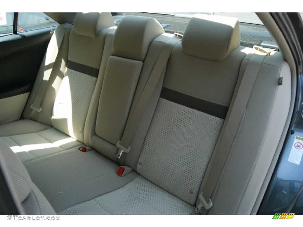 2013 Camry L - Magnetic Gray Metallic / Ash photo #7