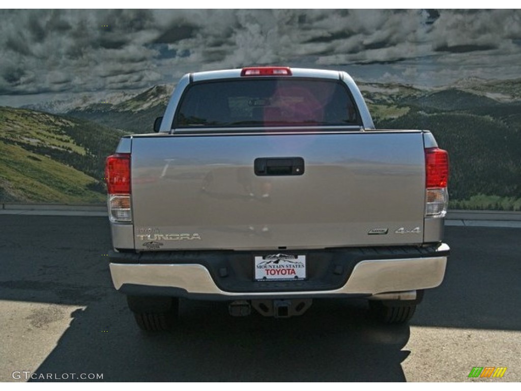 2013 Tundra CrewMax 4x4 - Silver Sky Metallic / Graphite photo #4