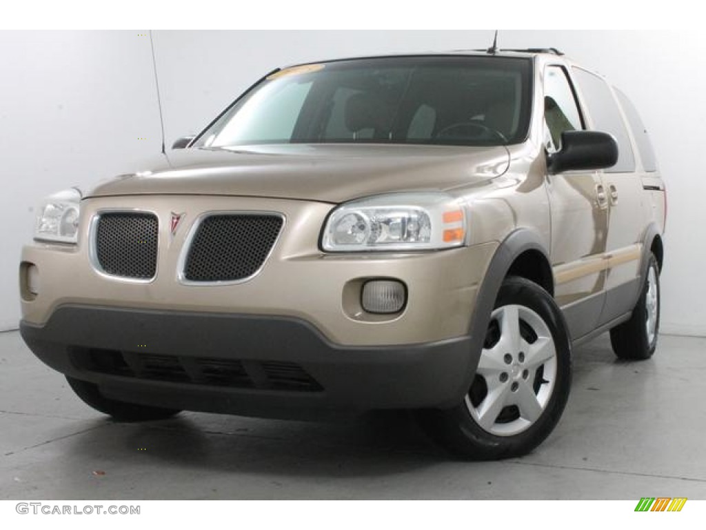 Sedona Beige Metallic 2005 Pontiac Montana SV6 FWD Exterior Photo #83372020