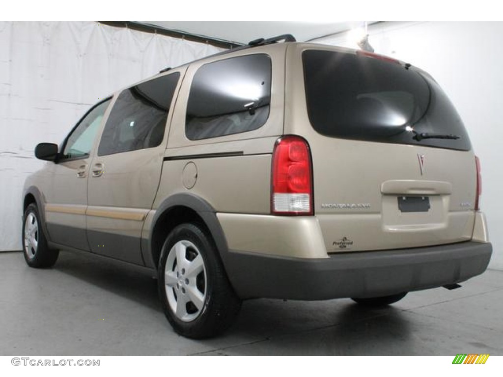 Sedona Beige Metallic 2005 Pontiac Montana SV6 FWD Exterior Photo #83372128