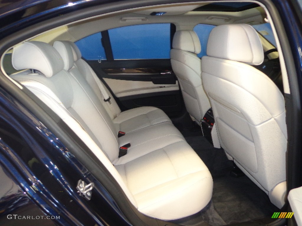 2011 BMW 7 Series 750i xDrive Sedan Rear Seat Photo #83375284