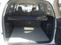 Super White - RAV4 4WD Photo No. 9