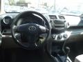 Super White - RAV4 4WD Photo No. 33