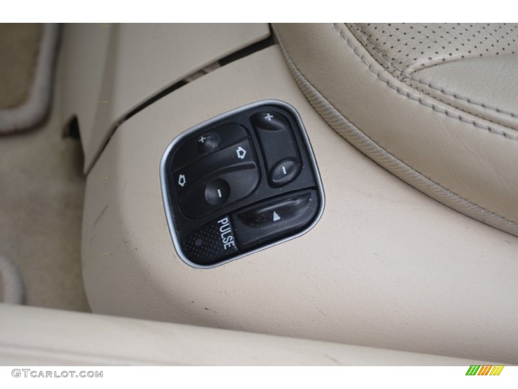 2003 Mercedes-Benz SL 500 Roadster Controls Photo #83380405