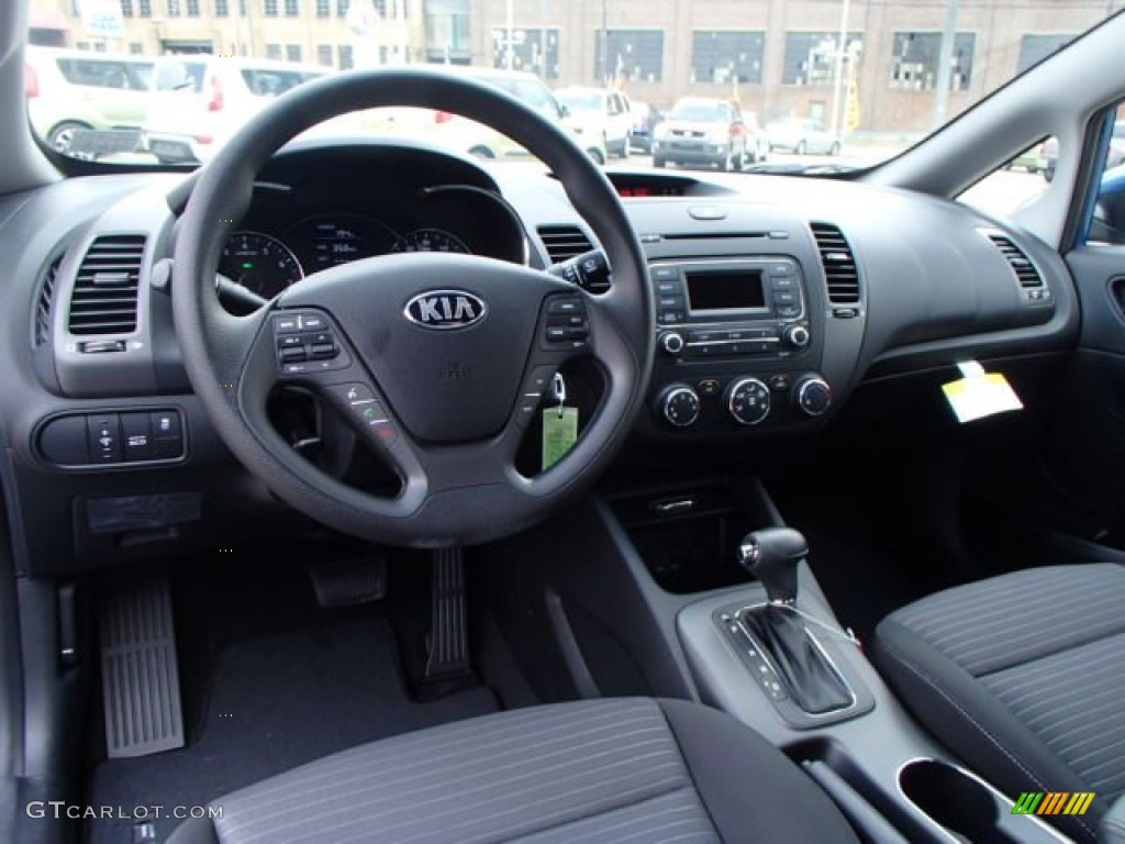 Black Interior 2014 Kia Forte LX Photo #83381819