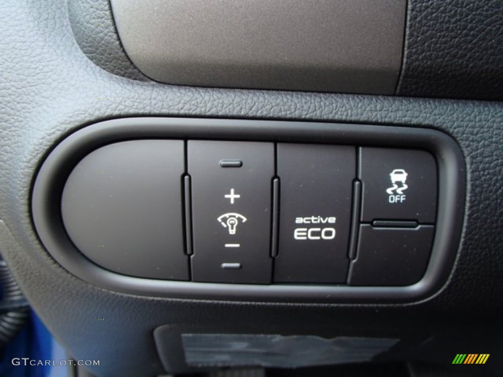 2014 Kia Forte LX Controls Photo #83382106