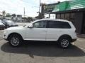 Campanella White - Touareg 2 VR6 Photo No. 6