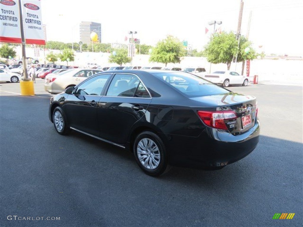 2013 Camry LE - Cosmic Gray Metallic / Ivory photo #5