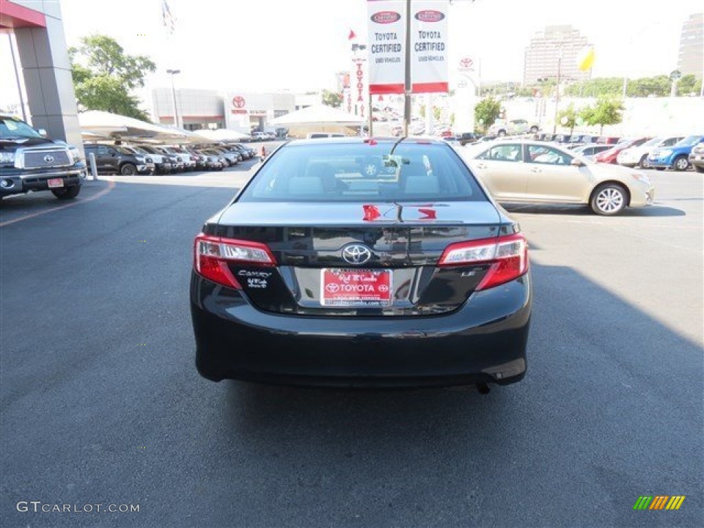 2013 Camry LE - Cosmic Gray Metallic / Ivory photo #6