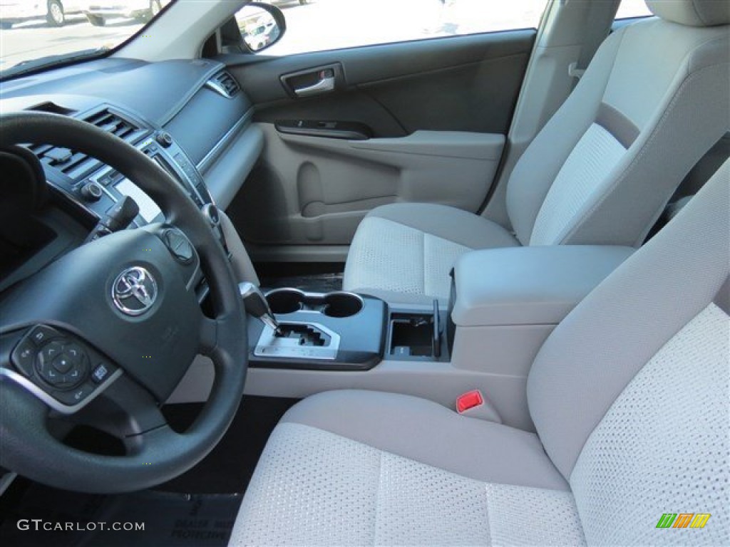 2013 Camry LE - Cosmic Gray Metallic / Ivory photo #11