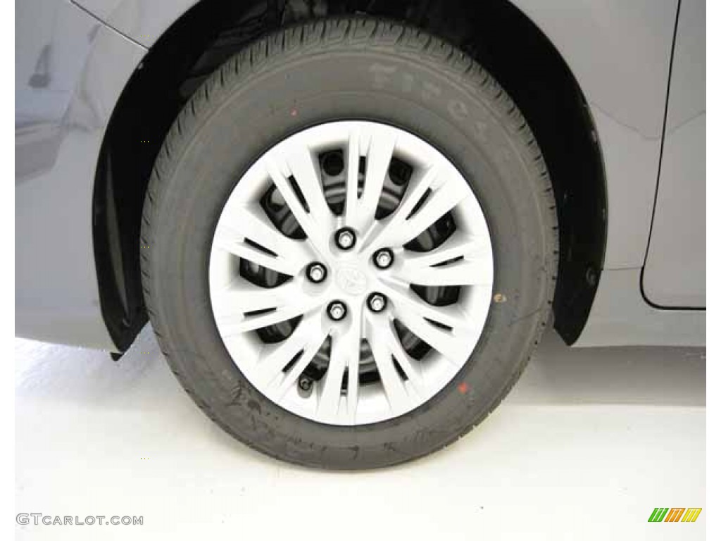 2013 Camry L - Magnetic Gray Metallic / Ash photo #4