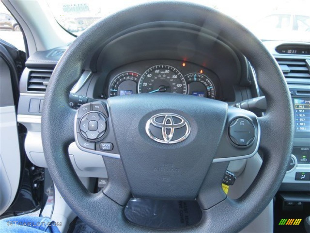 2013 Camry LE - Cosmic Gray Metallic / Ivory photo #17