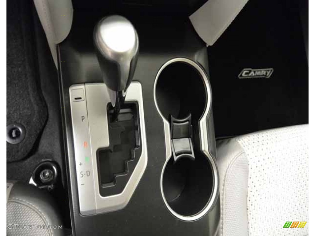 2013 Camry L - Magnetic Gray Metallic / Ash photo #15