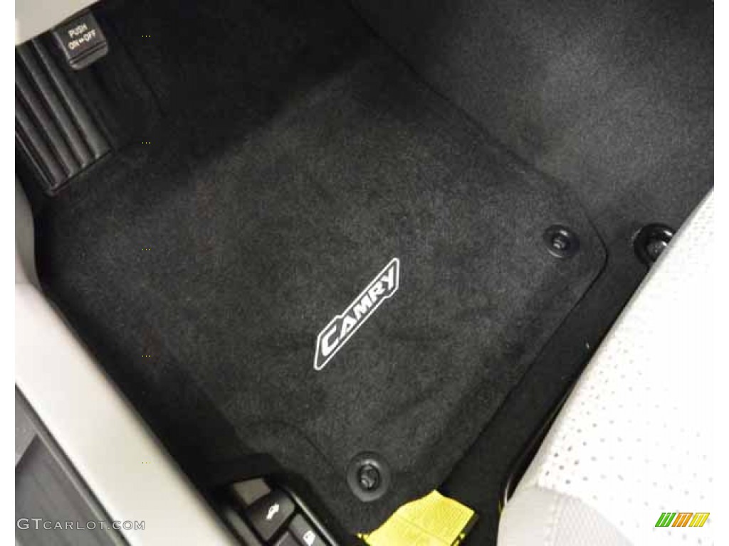 2013 Camry L - Magnetic Gray Metallic / Ash photo #19
